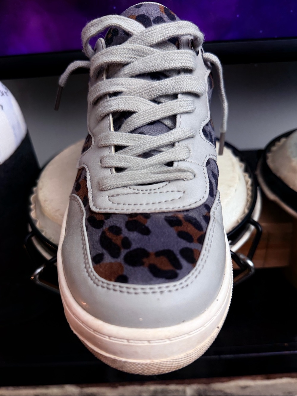 Zara EUC. Sz. 8 Sneakers